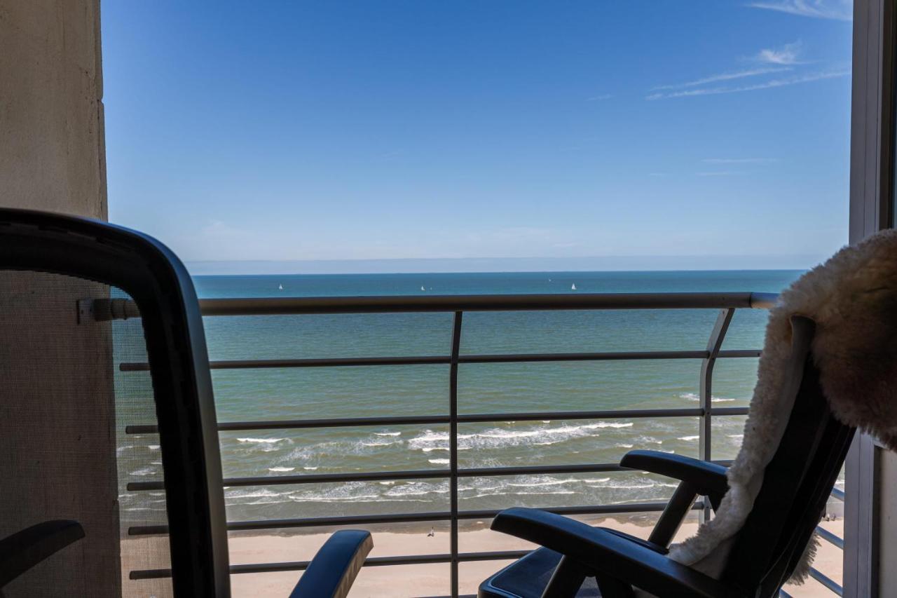 Excellent Southern Furnished Apartment With Beautiful Sea View Nieuwpoort Buitenkant foto