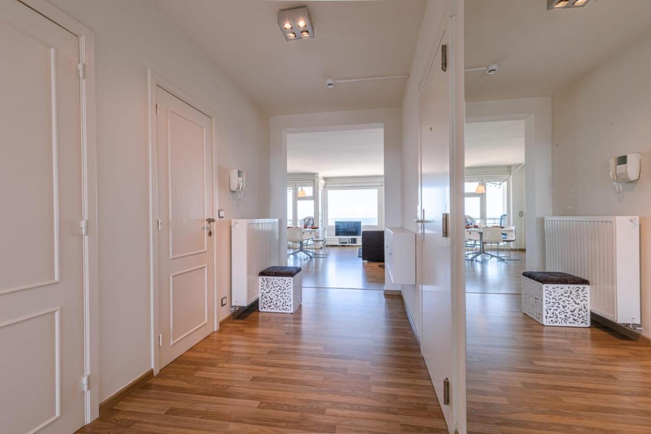 Excellent Southern Furnished Apartment With Beautiful Sea View Nieuwpoort Buitenkant foto